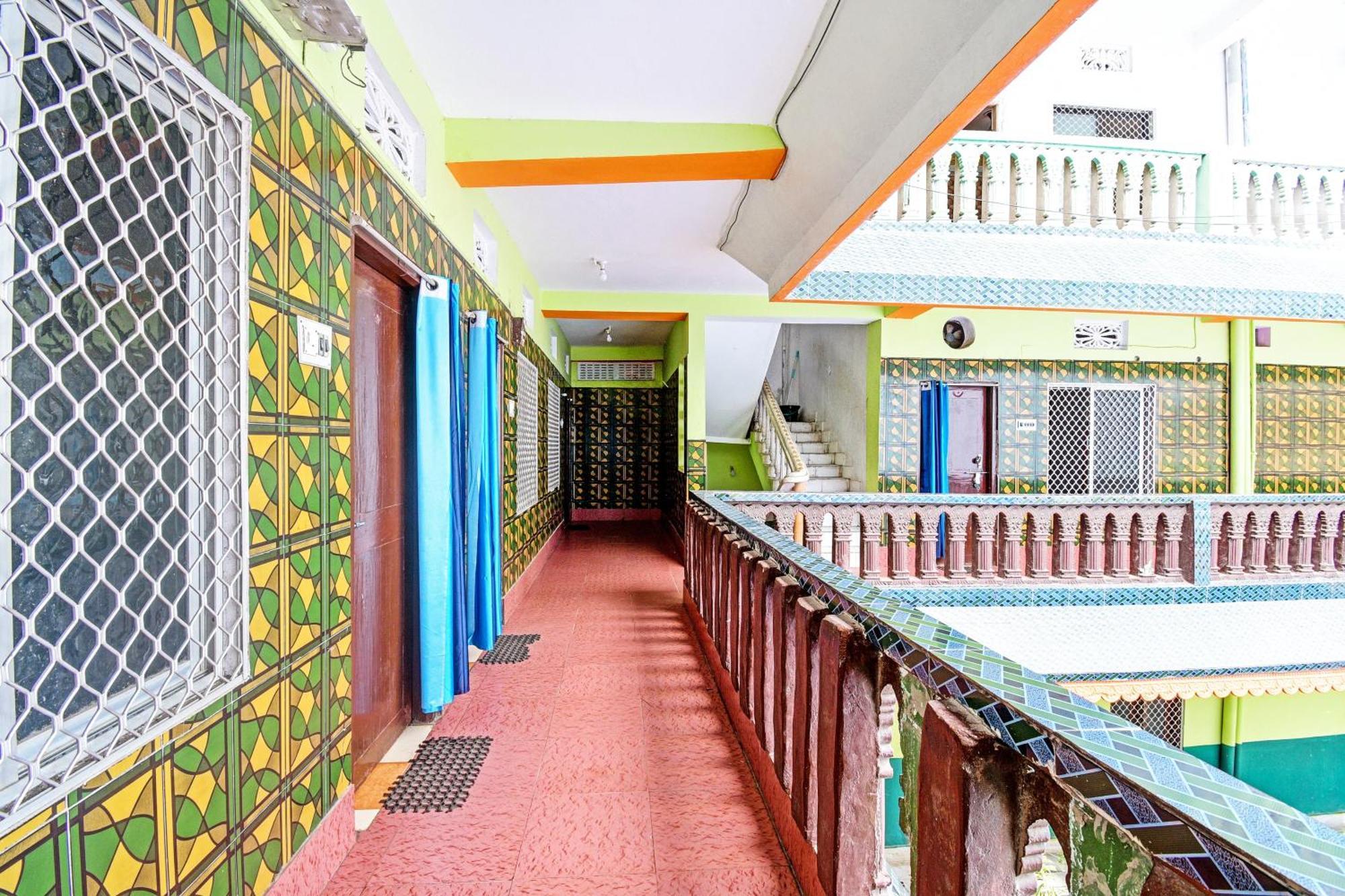Hotel O Sri Ram Guest House Puri Exterior foto
